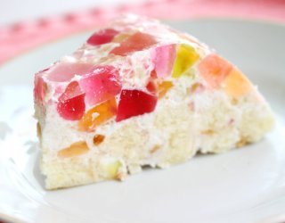 Ciasto jogurtowo-galaretkowe bez pieczenia