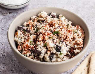 Pasta z bryndzą, oliwkami i pomidorami