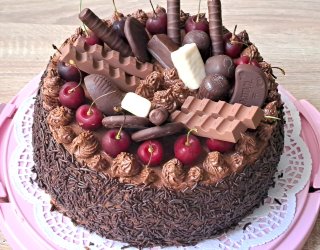 Tort czekoladowy