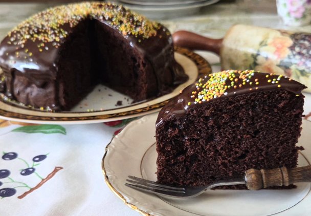 Babka czekoladowa z cukinią i bananami