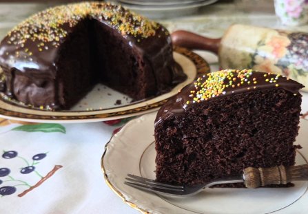 Babka czekoladowa z cukinią i bananami