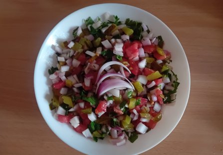 Sałatka z natką pietruszki