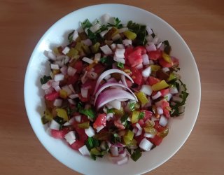 Sałatka z natką pietruszki