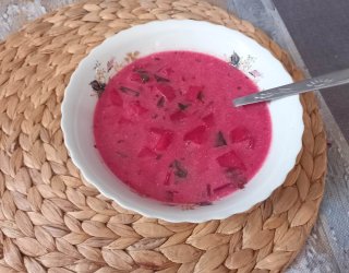Botwinka z ziemniakami