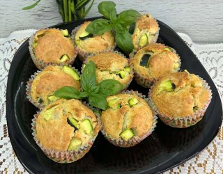 Wytrawne muffinki z cukinią bez miksera