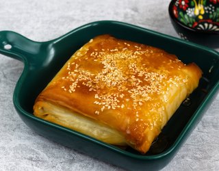 Feta zapiekana w cieście filo