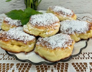 Racuchy z papierówkami na jogurcie – puszyste i pełne jabłek