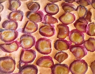 Ciasto ucierane ze śliwkami