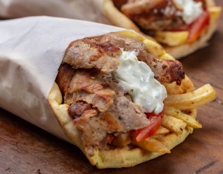 Domowy gyros z sosem tzatziki