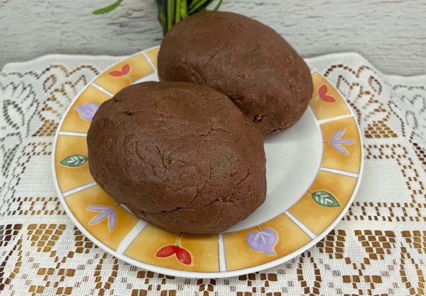 Ciemne ciasto pod ser – idealny spód i kruszonka