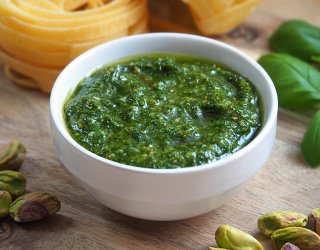 Pesto z bazylii i pistacji