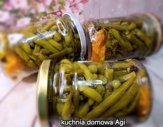 Fasolka szparagowa w słoiki na zimę w zalewie słodko-kwaśnej