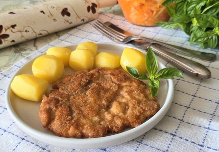 Kotlety drobiowe w ekstra panierce majonezowej