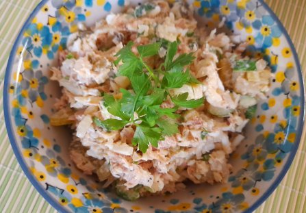 Pasta śniadaniowa jajeczno-serowo-rybna