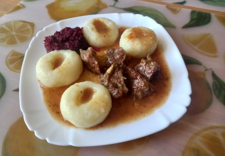 Gulasz z goleni wołowej