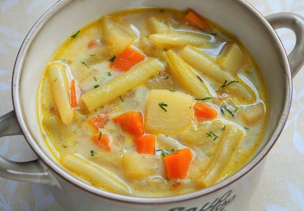 Zupa z fasolką szparagową