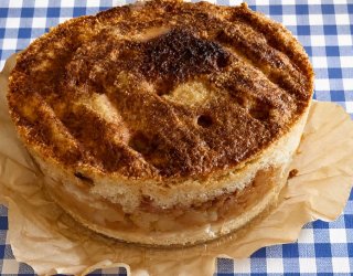 Szarlotka sypana z air fryera. Bez piekarnika, miksera i zarabiania ciasta