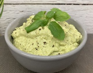 Pasta z awokado i serka wiejskiego
