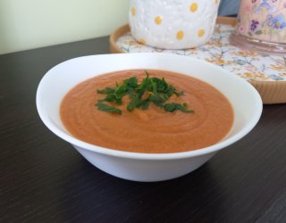 Krem z pomidorów i papryki