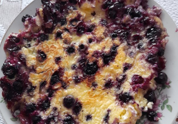 Omlet z borówkami