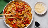 Makaron udon z kurczakiem