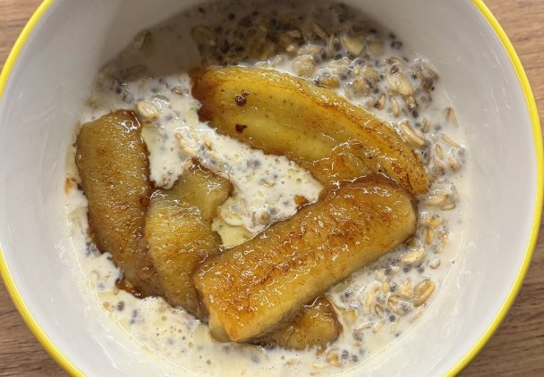 owsianka z karmelizowanym bananem