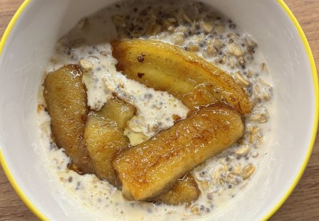 owsianka z karmelizowanym bananem