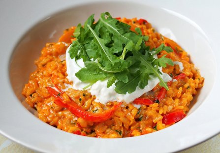 Paprykowe risotto z burratą
