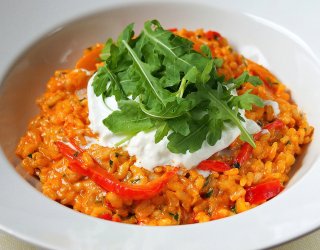Paprykowe risotto z burratą