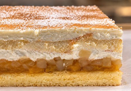 Babcina szarlotka jabłuszkowy puch na dużą blachę