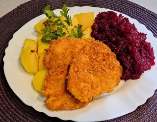 Filet z kurczaka w płatkach kukurydzianych.