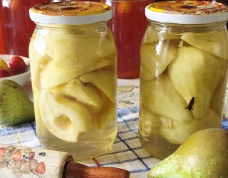 Gruszki w syropie na zimę
