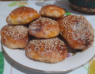 Bułeczki ziemniaczane z sezamem