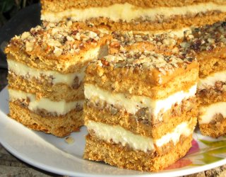 HIT  SERNIK SNICKERS-miodowy, z orzechami i kajmakiem HIT