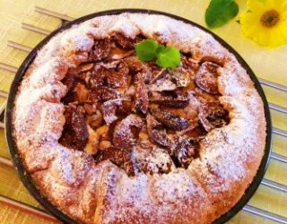 Tarta jesienna - z jabłkiem i figą