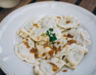 Zamiast ruskich, robię pierogi z kaczką. Farsz zachwyca smakiem
