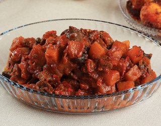 Ile by nie zrobić, tyle zniknie ze stołu. Ziemniaki po cygańsku zawsze robią furorę