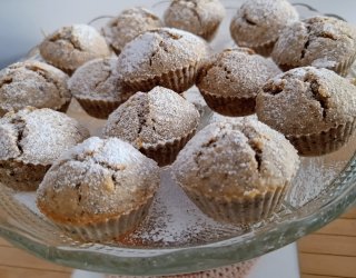 Proste muffiny orzechowo-cytrynowe