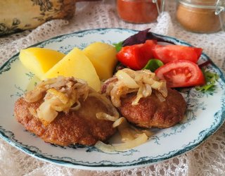 Steki mielone z cebulą